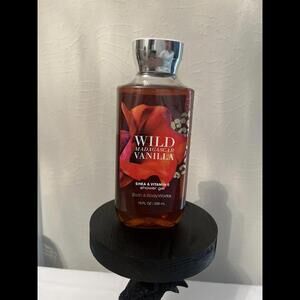 Bath & Body Works WILD MADAGASCAR VANILLA Hair Face Body Wash Shower Gel 10oz